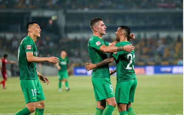  多特蒙德锋线火力全开，大胜对手巩固前四位置