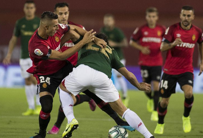  卡昂老将宝刀未老，替补登场绝杀旧主